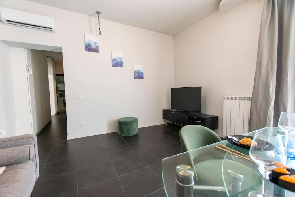 We Home - Sarpi House - Milano Buitenkant foto